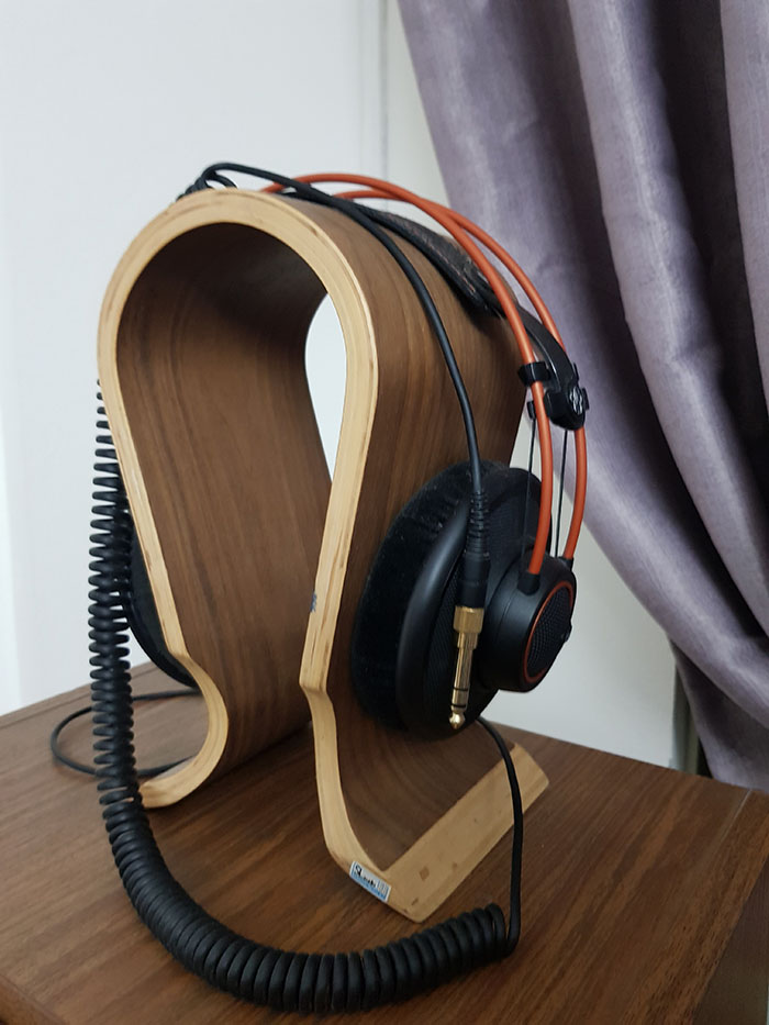 akg 712 (1).jpg